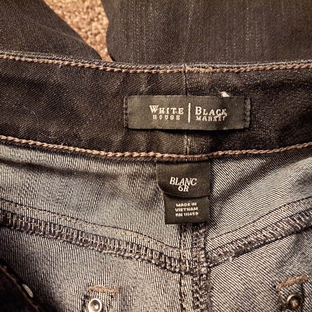 White House Black Market Feel Beaut Cropped Boot Leg Jeans W/Rhinestone Pockets - Picture 8 of 10